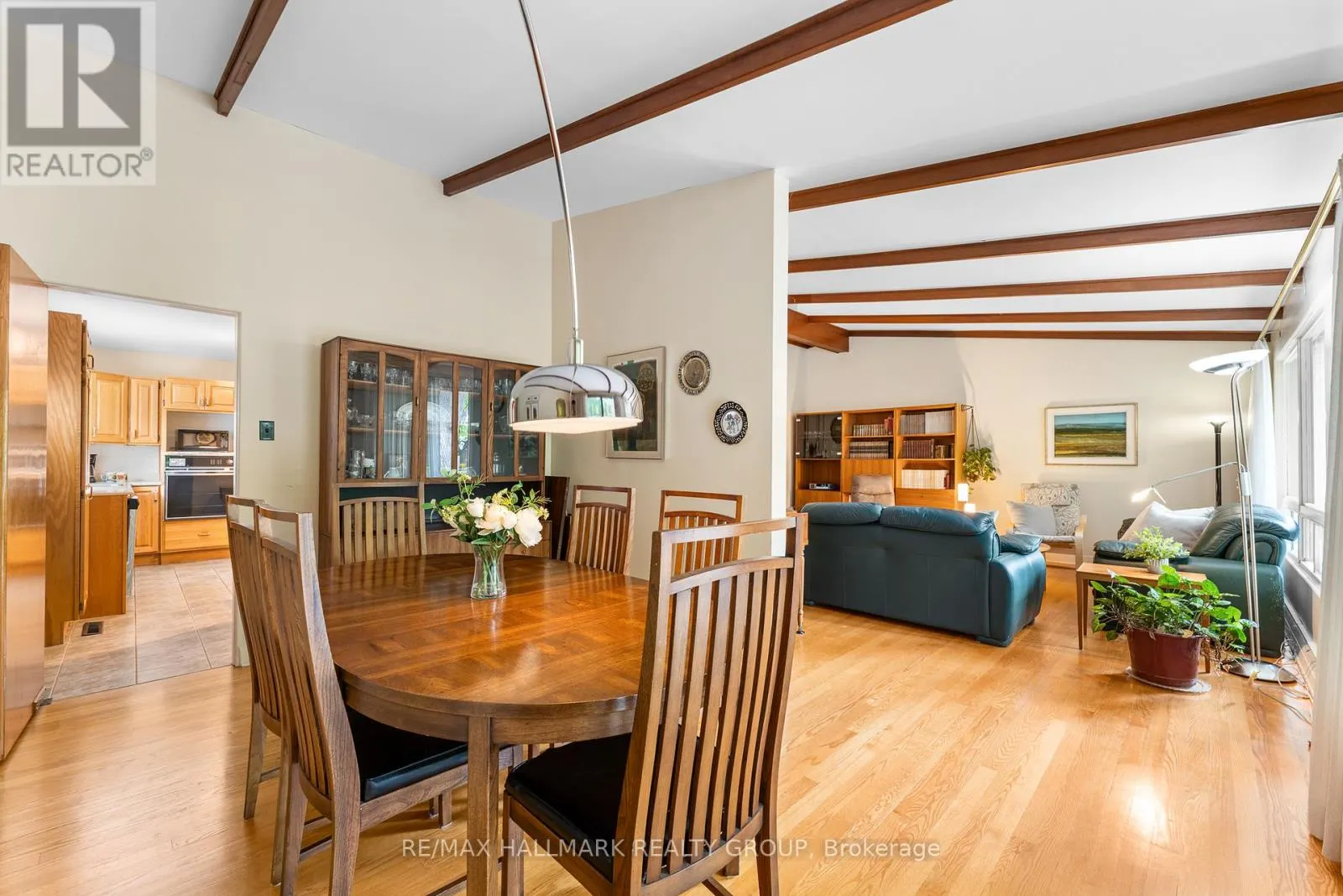 116 SHERWOOD DRIVE