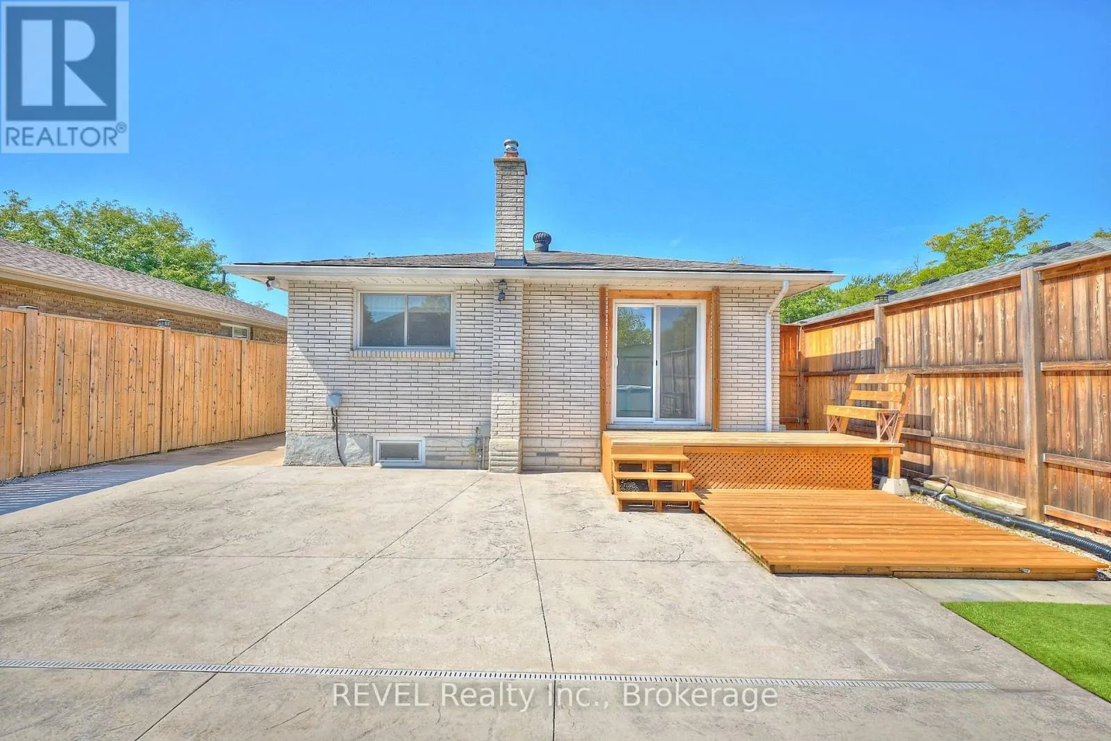 7386 SUNHAVEN DRIVE