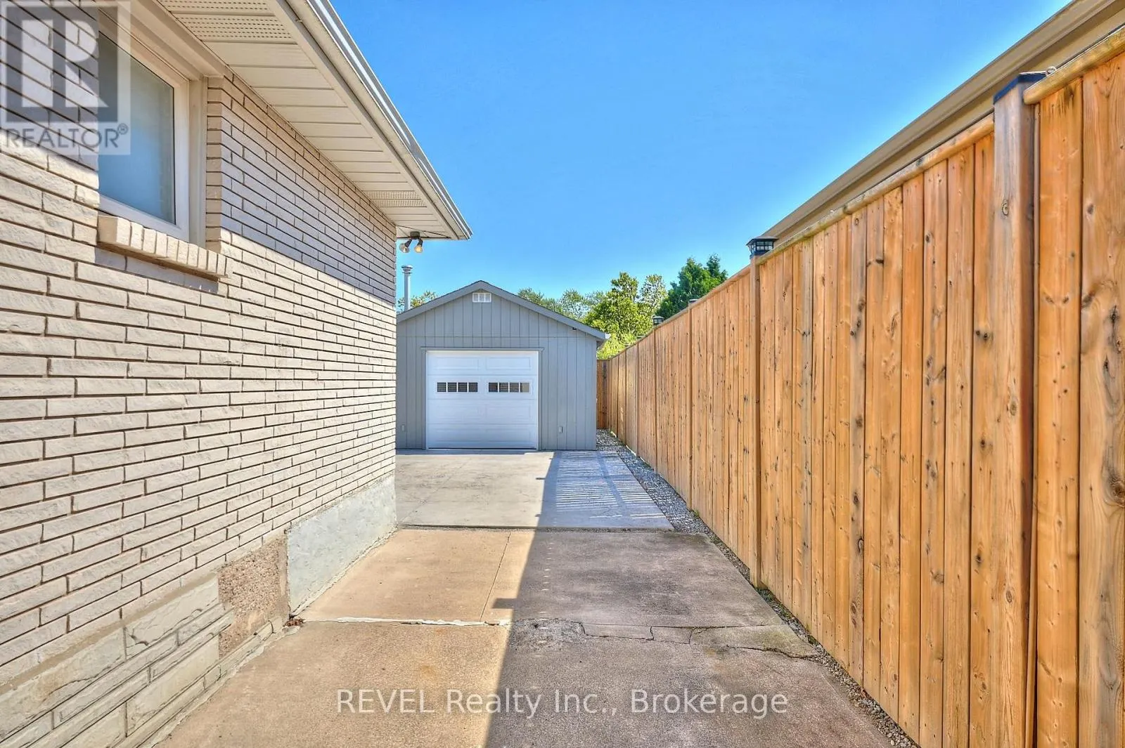 7386 SUNHAVEN DRIVE