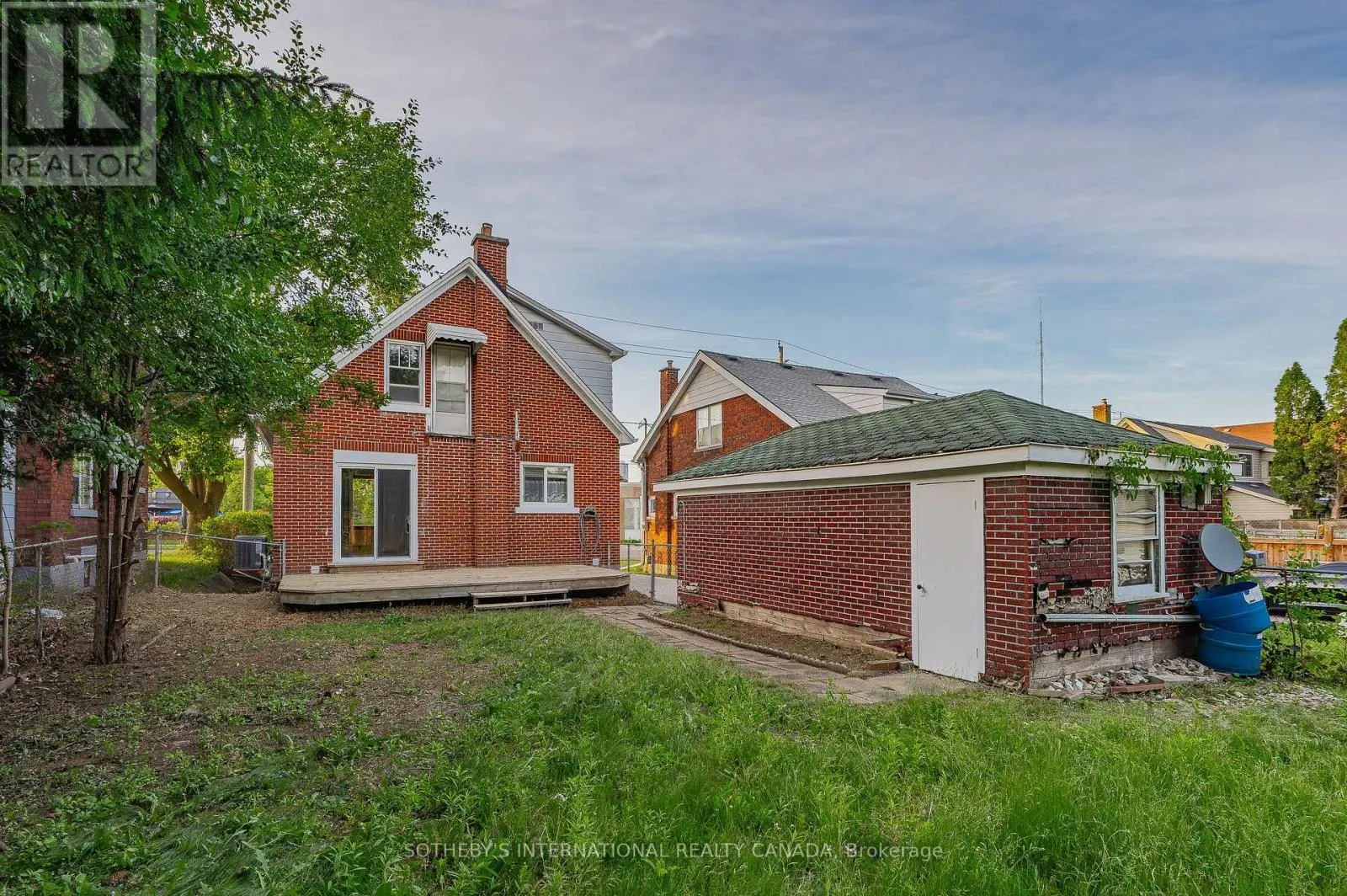 185 HIGHLAND ROAD W