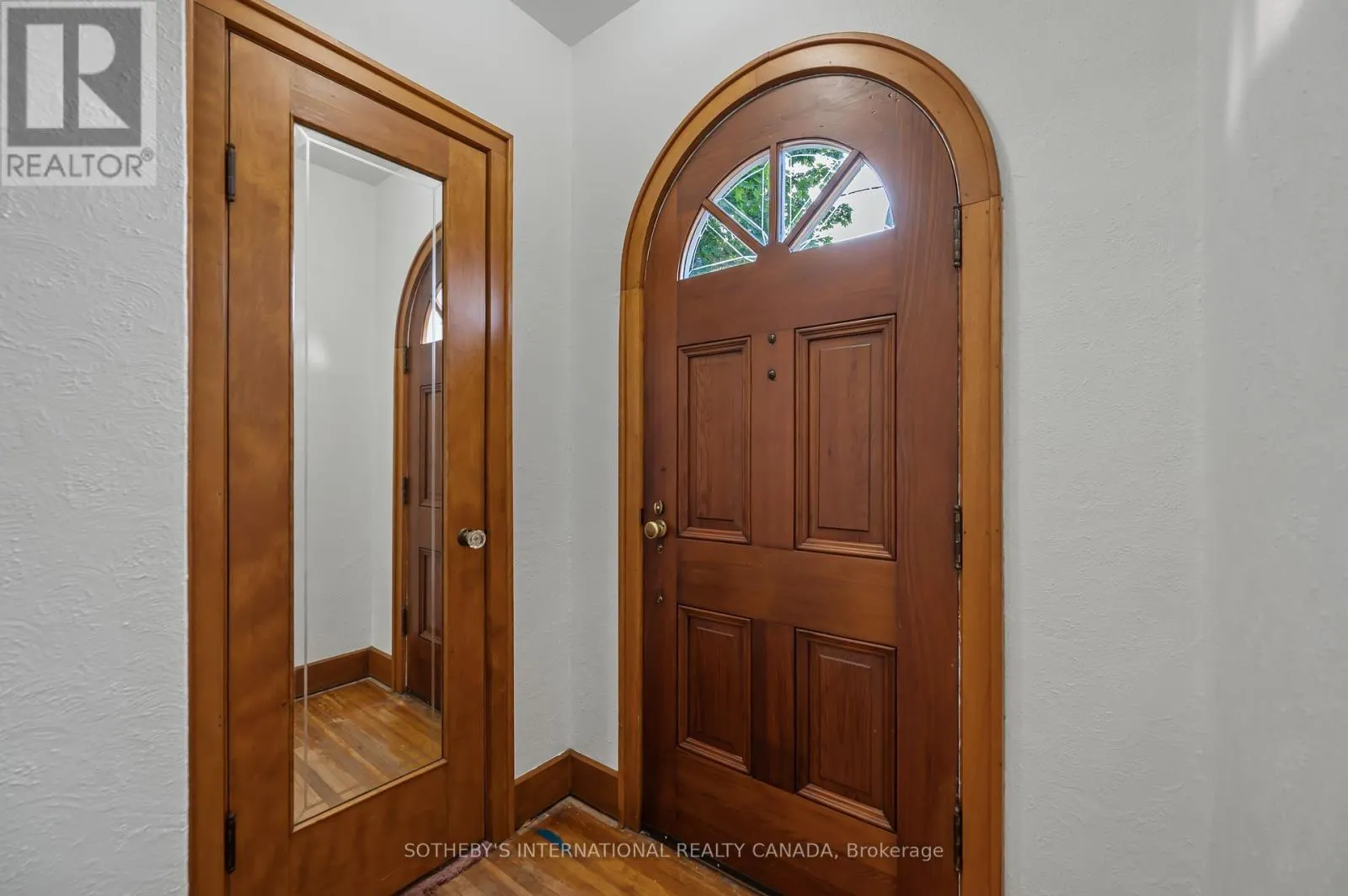 185 HIGHLAND ROAD W