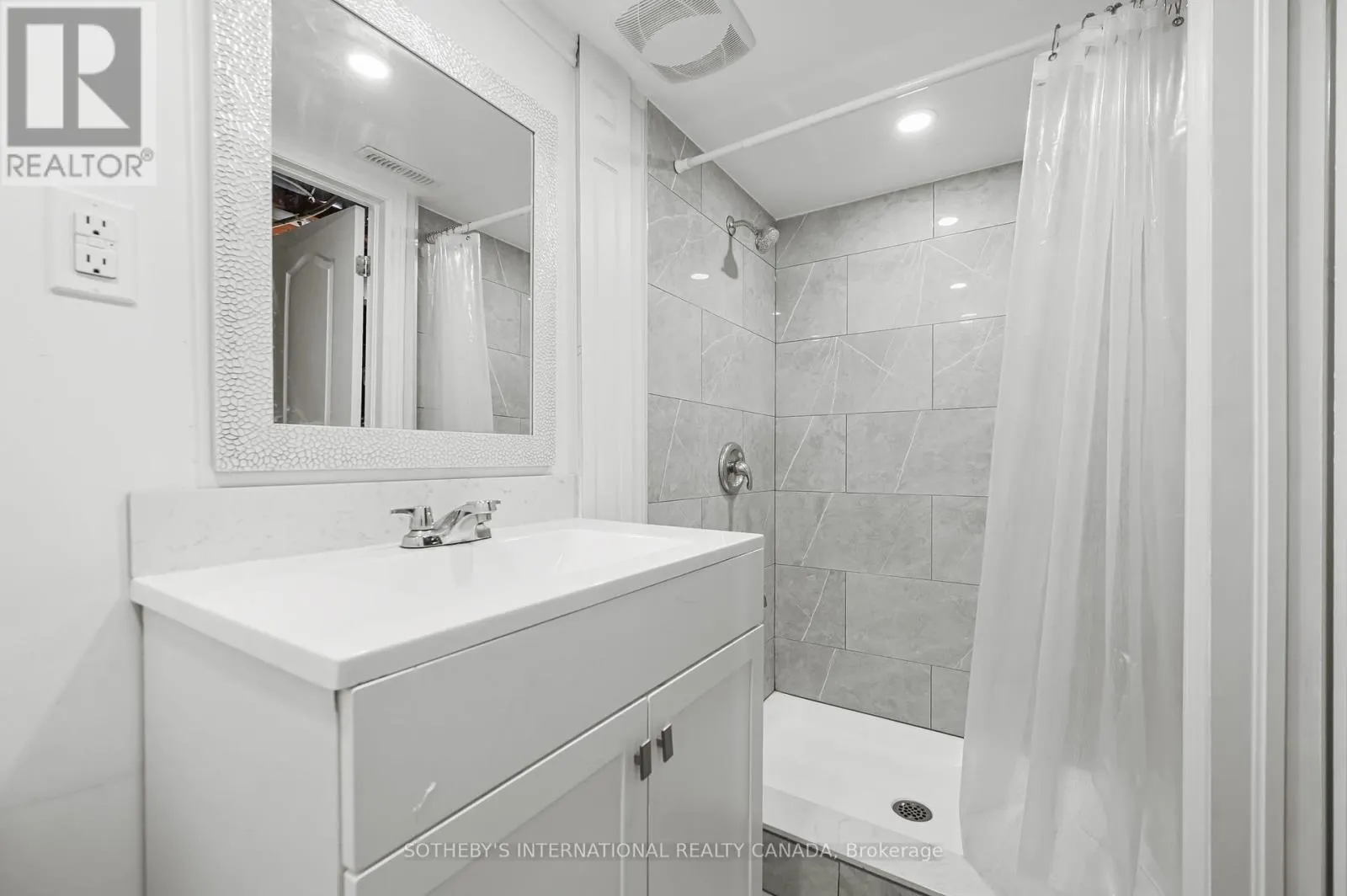 185 HIGHLAND ROAD W