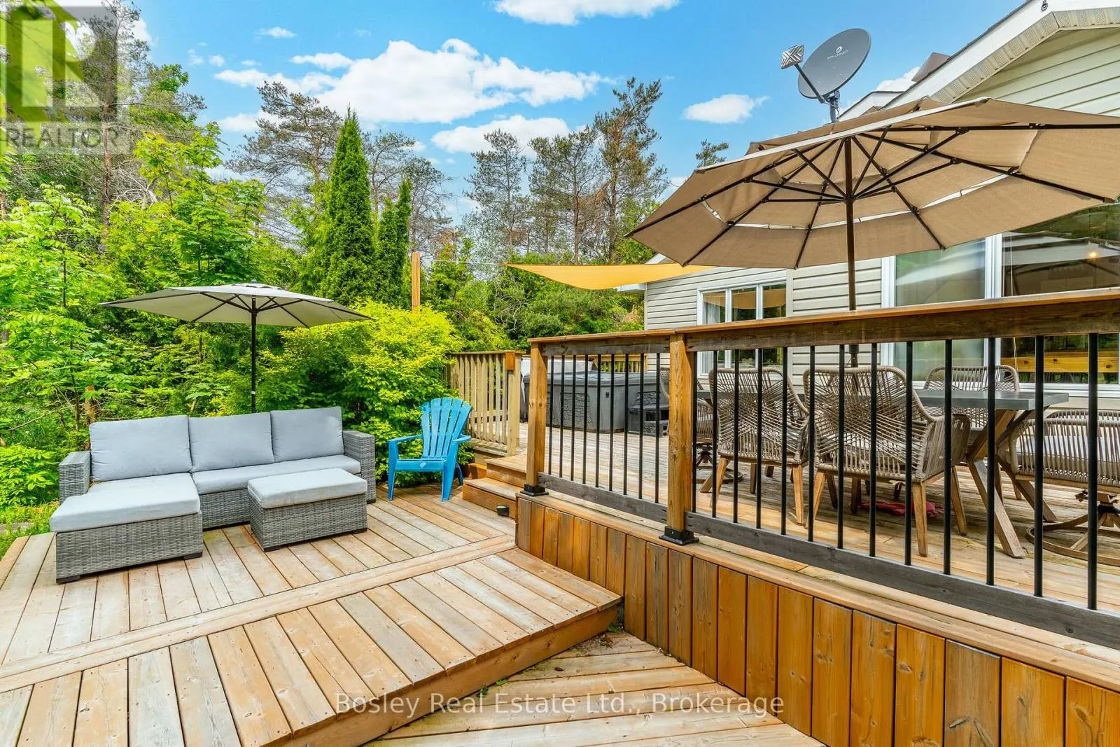 136 MAPLE LANE