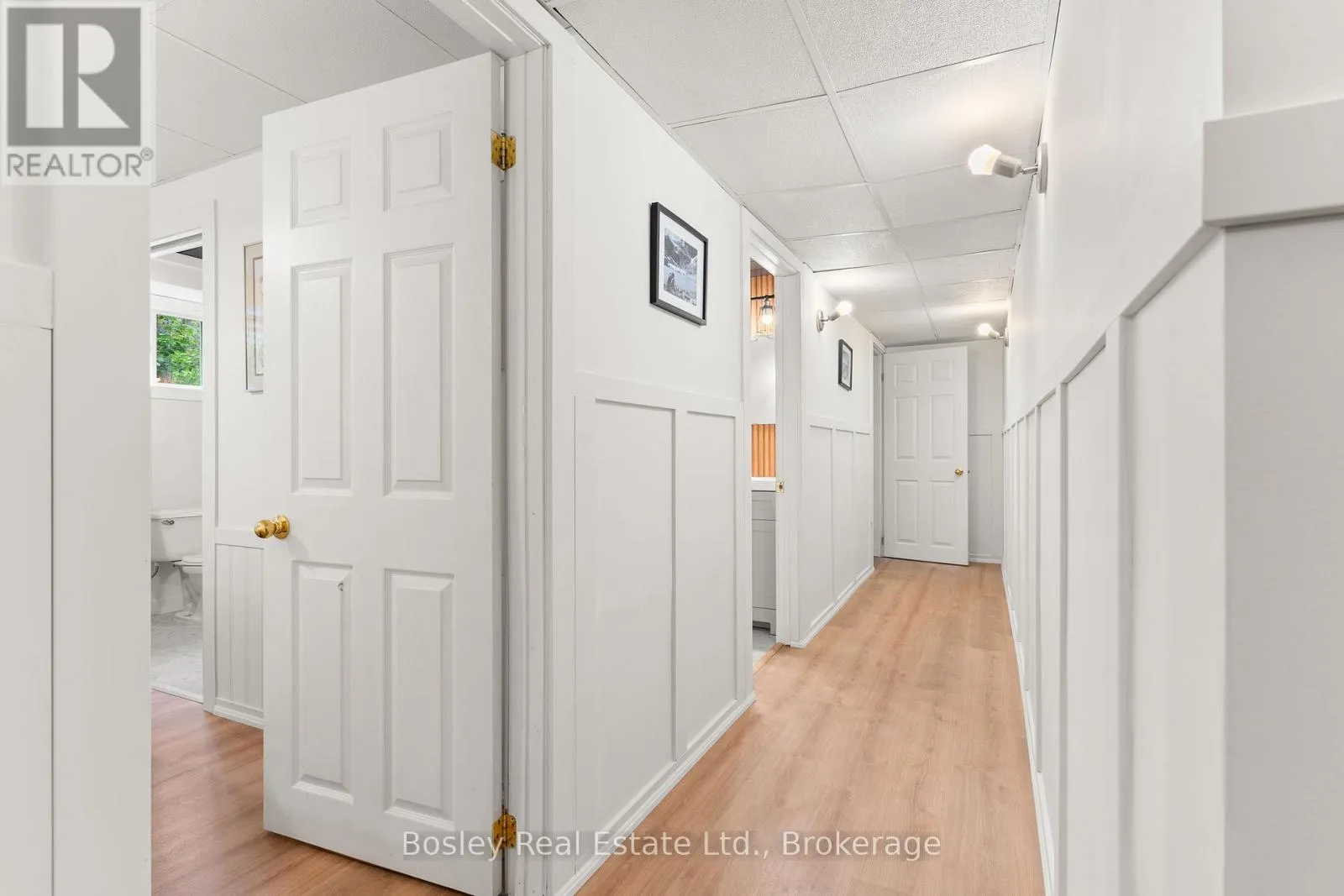 136 MAPLE LANE