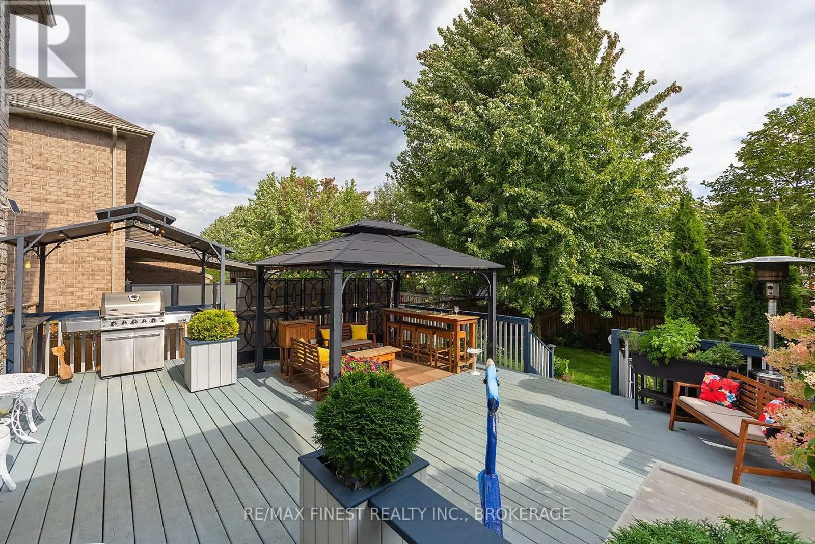 332 HONEYWOOD AVENUE