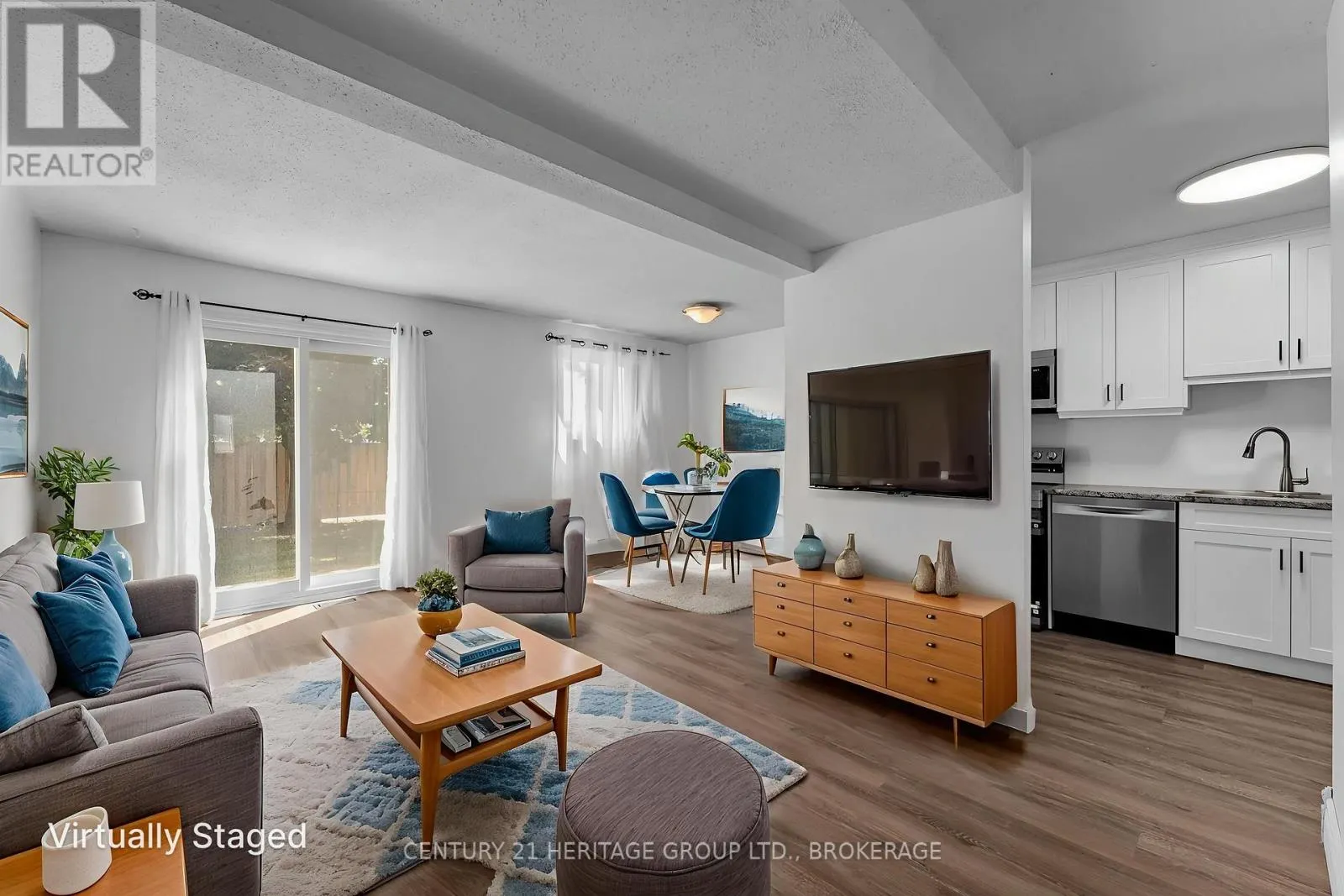 802 DATZELL LANE W