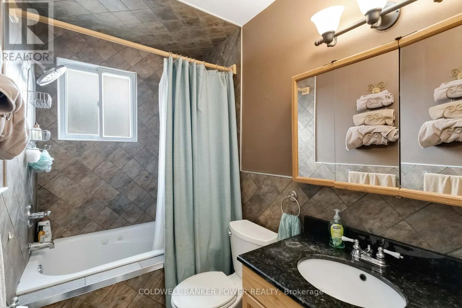 293 BANBURY CRESCENT