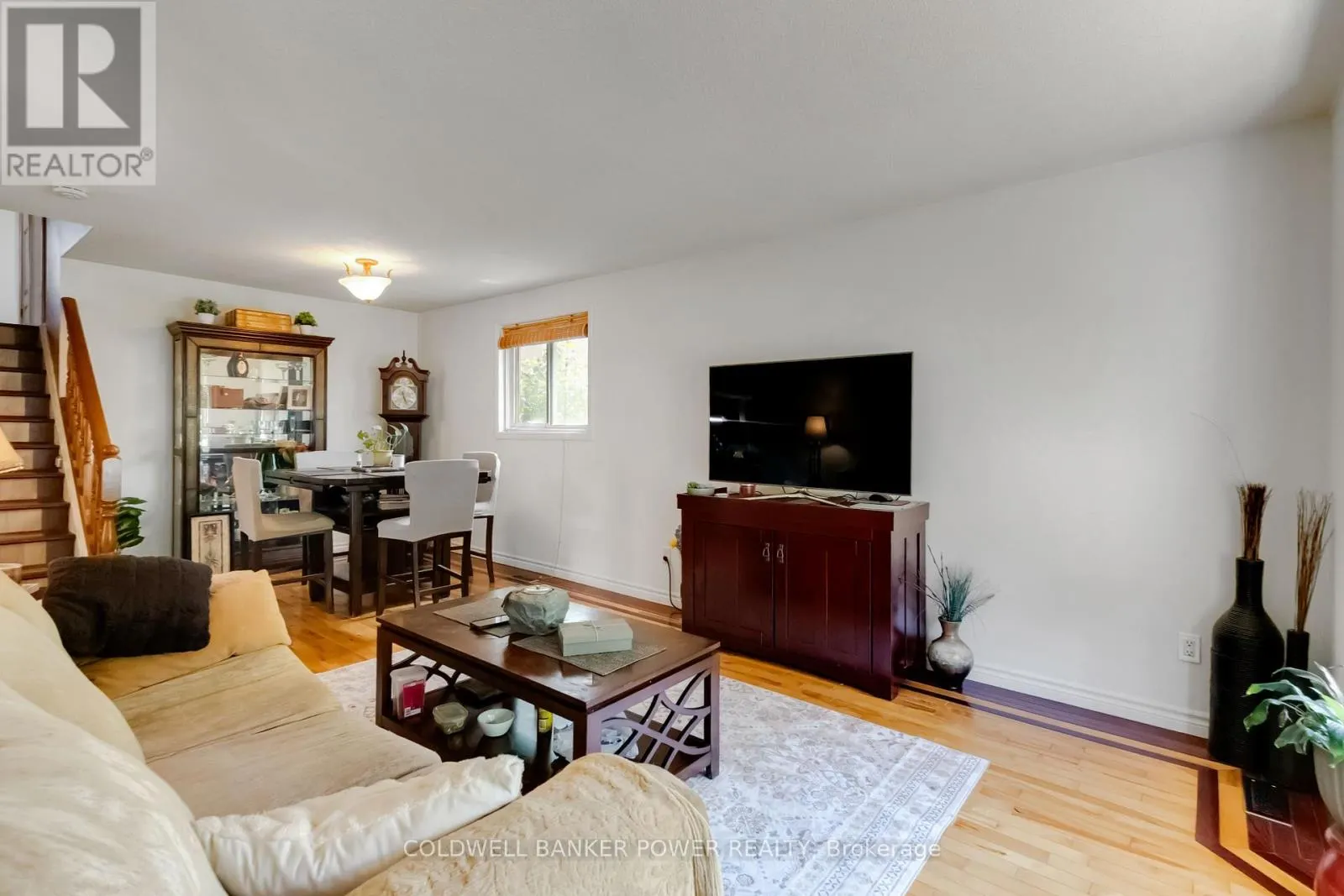 293 BANBURY CRESCENT
