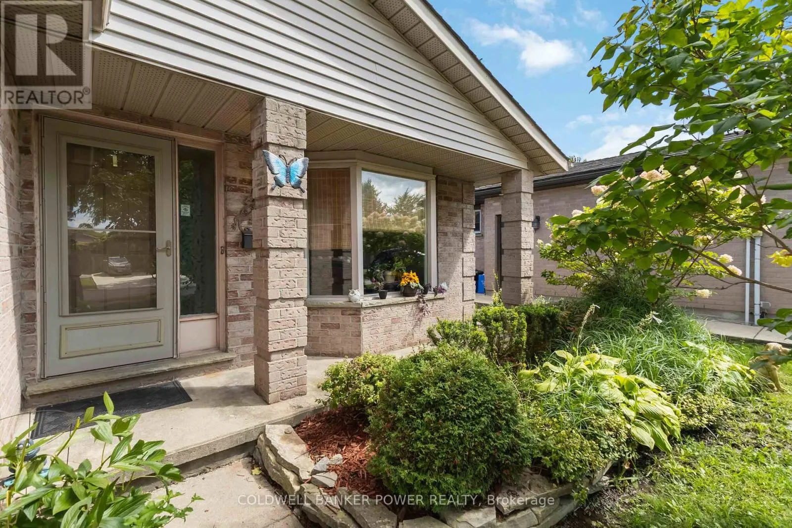 293 BANBURY CRESCENT