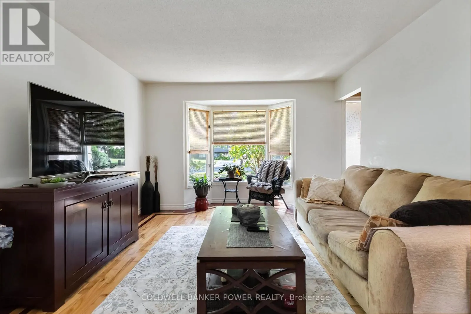 293 BANBURY CRESCENT