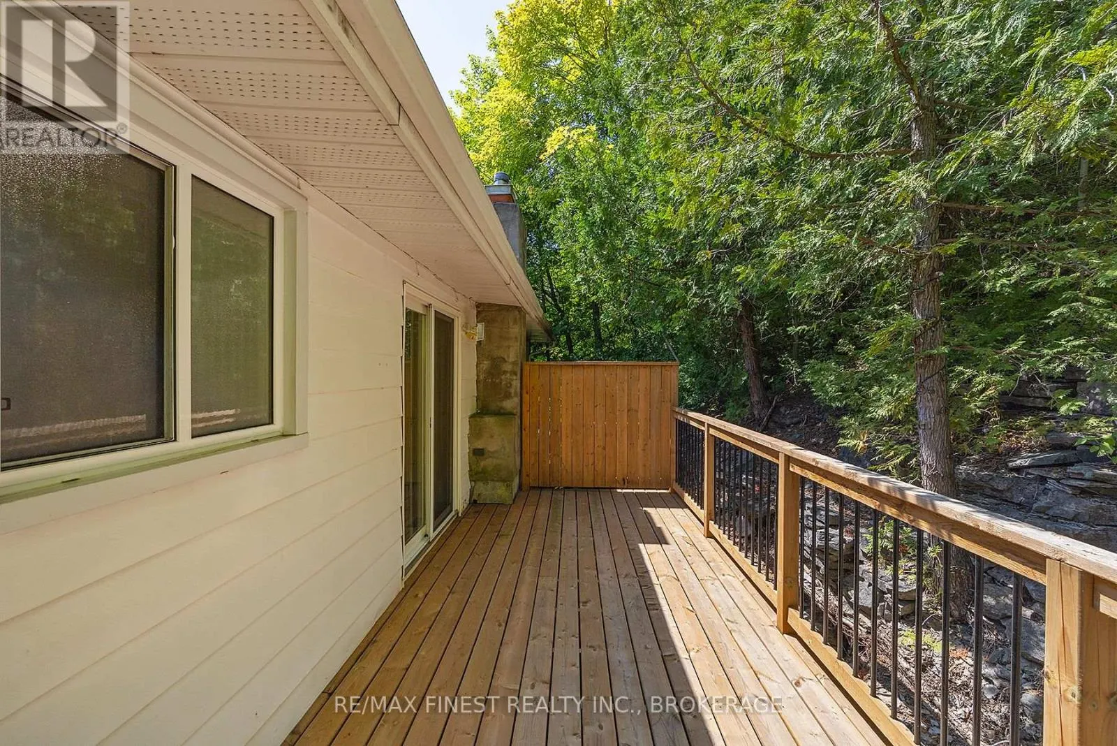 3327 LOUGHBOROUGH DRIVE