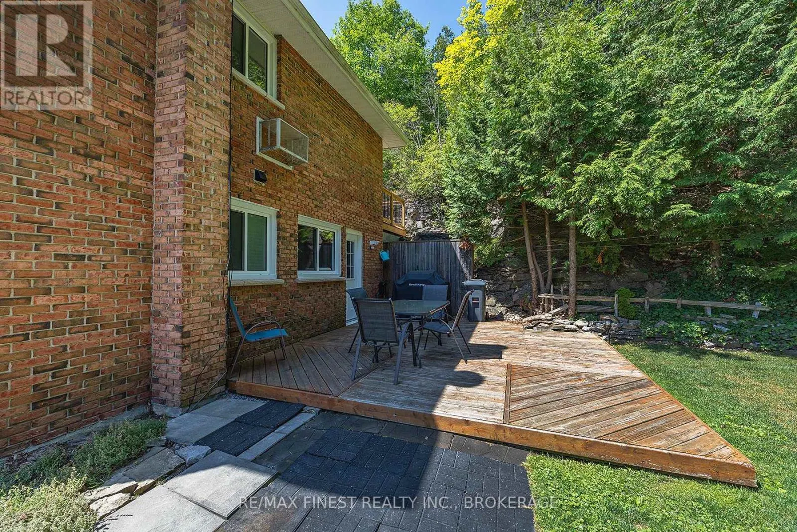 3327 LOUGHBOROUGH DRIVE