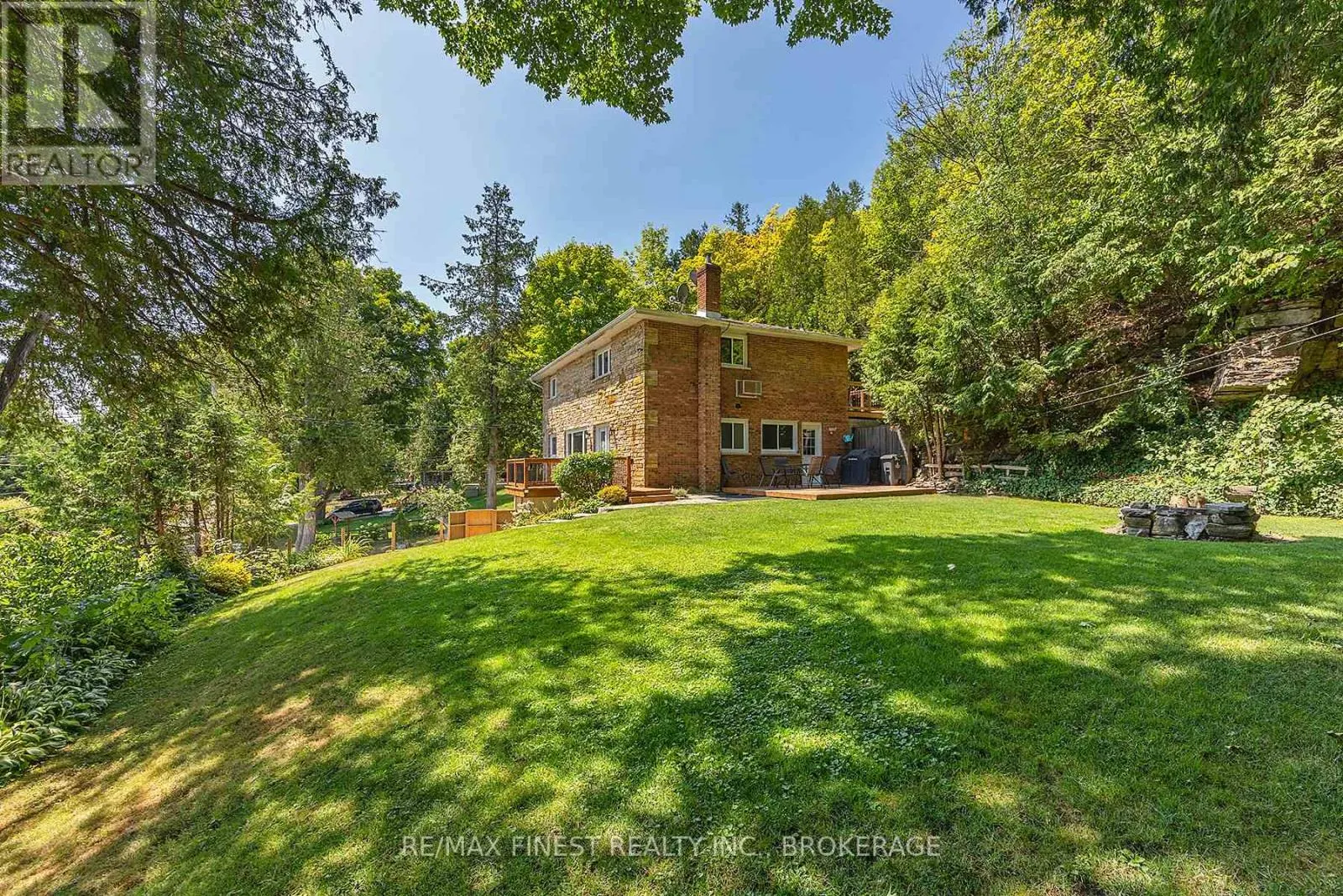 3327 LOUGHBOROUGH DRIVE