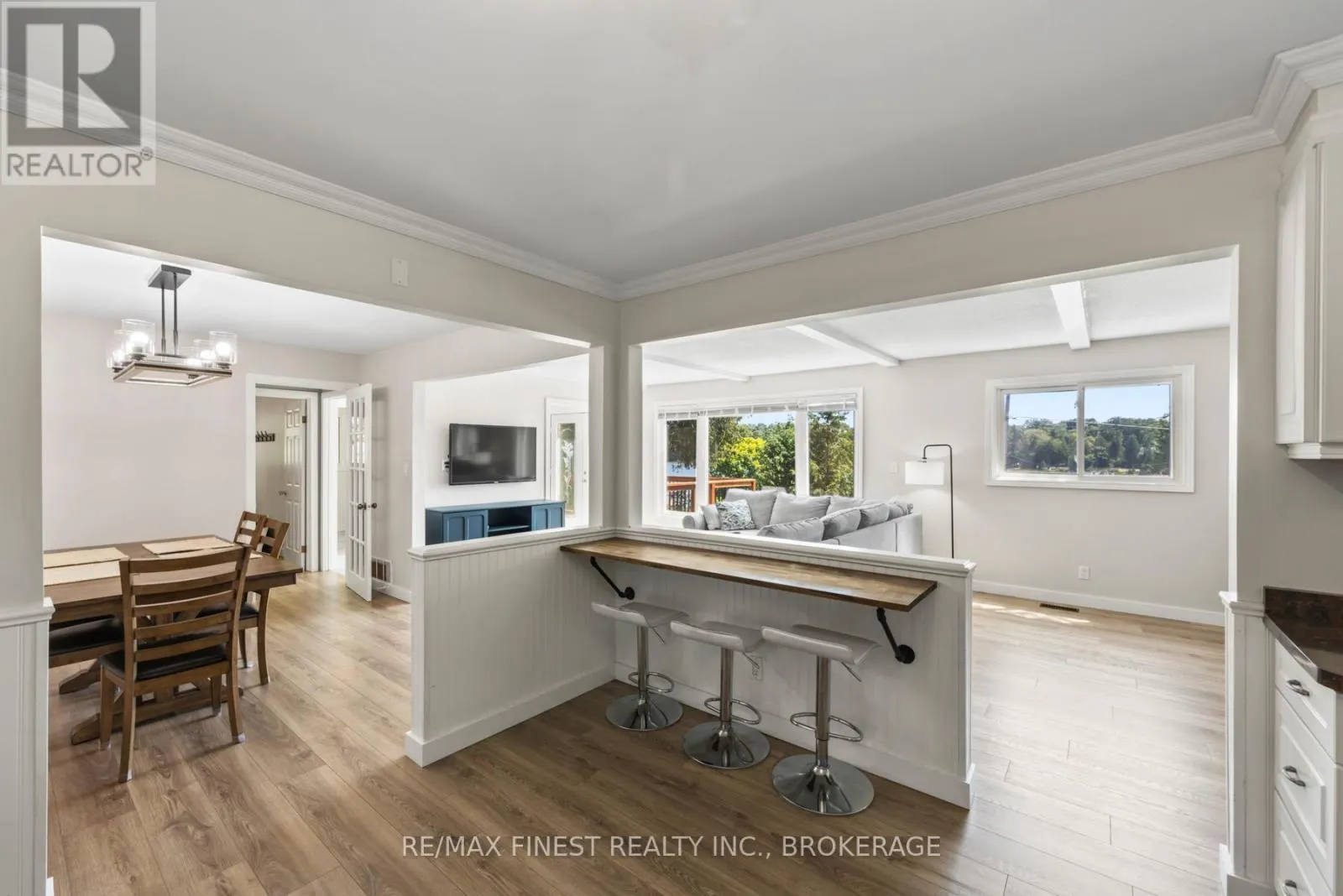 3327 LOUGHBOROUGH DRIVE