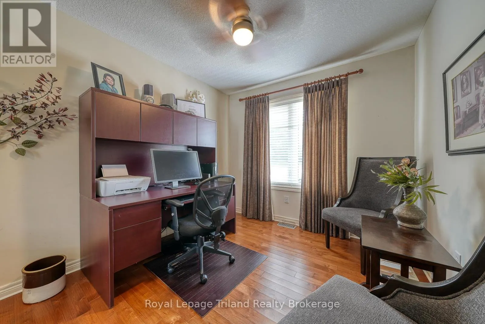 1 - 54 GARDEN AVENUE, #1