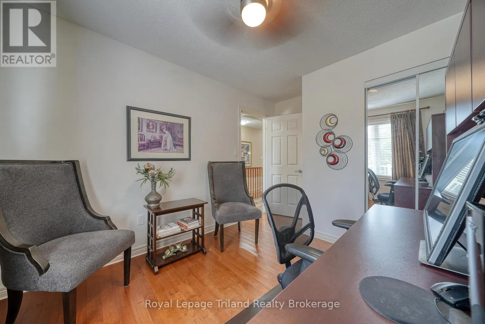 1 - 54 GARDEN AVENUE, #1