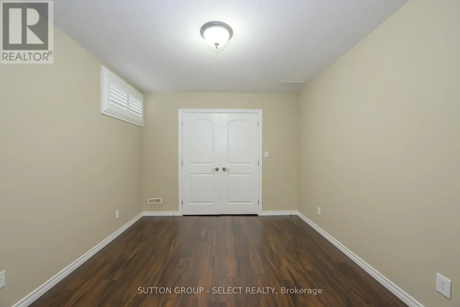 61 - 2014 VALLEYRUN BOULEVARD, #61