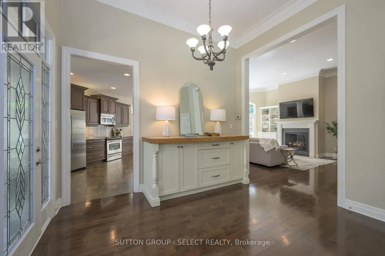 61 - 2014 VALLEYRUN BOULEVARD, #61