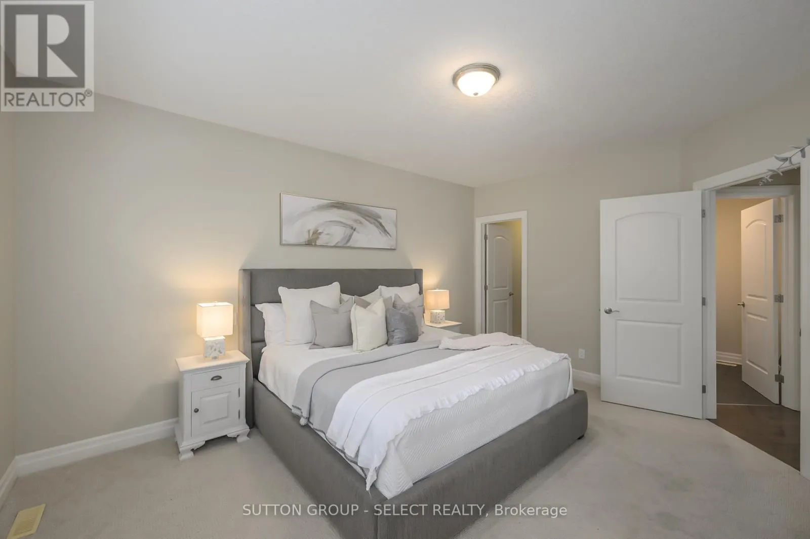 61 - 2014 VALLEYRUN BOULEVARD, #61