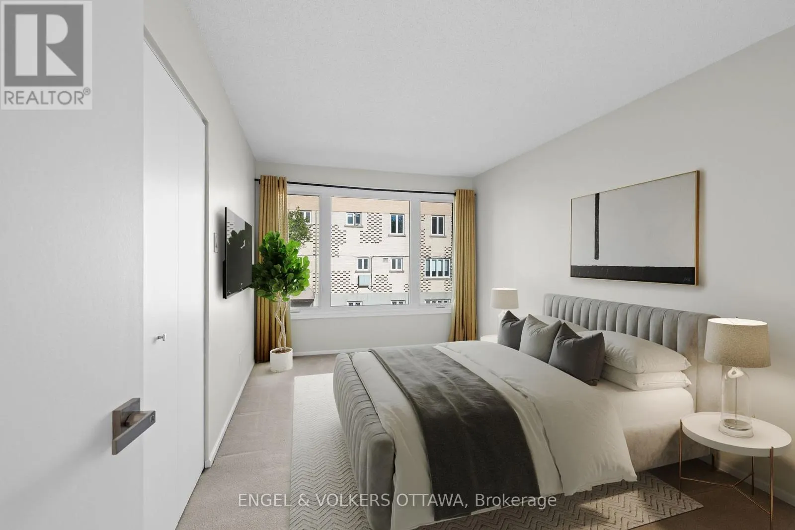 35 - 35 BELVEDERE CRESCENT