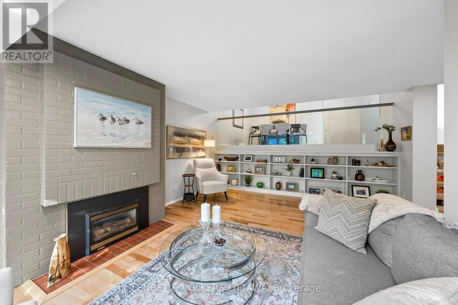 35 - 35 BELVEDERE CRESCENT