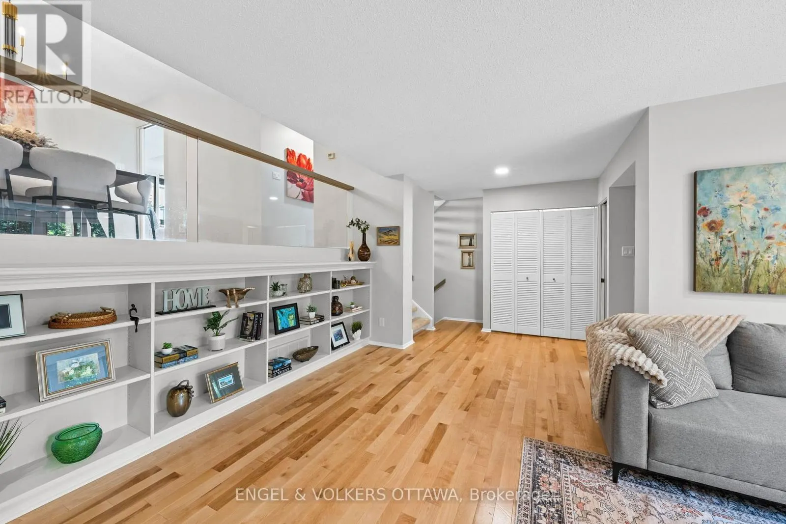 35 - 35 BELVEDERE CRESCENT
