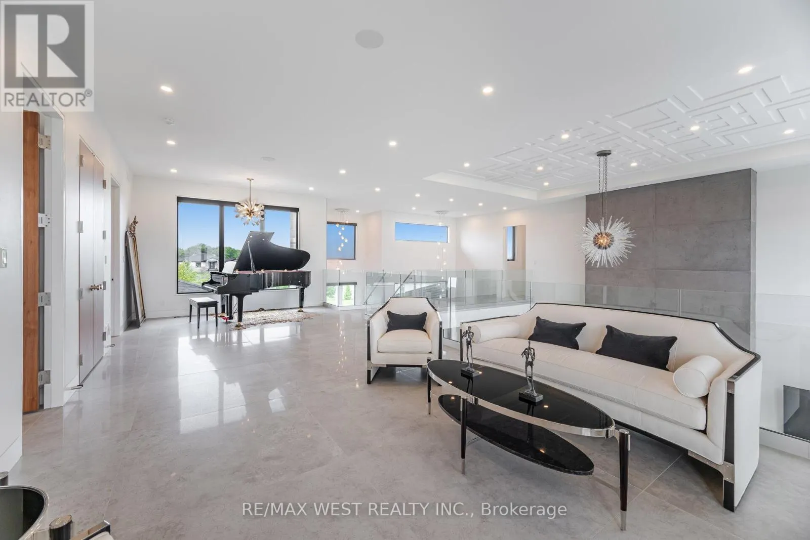 83 NAVIGATION DRIVE