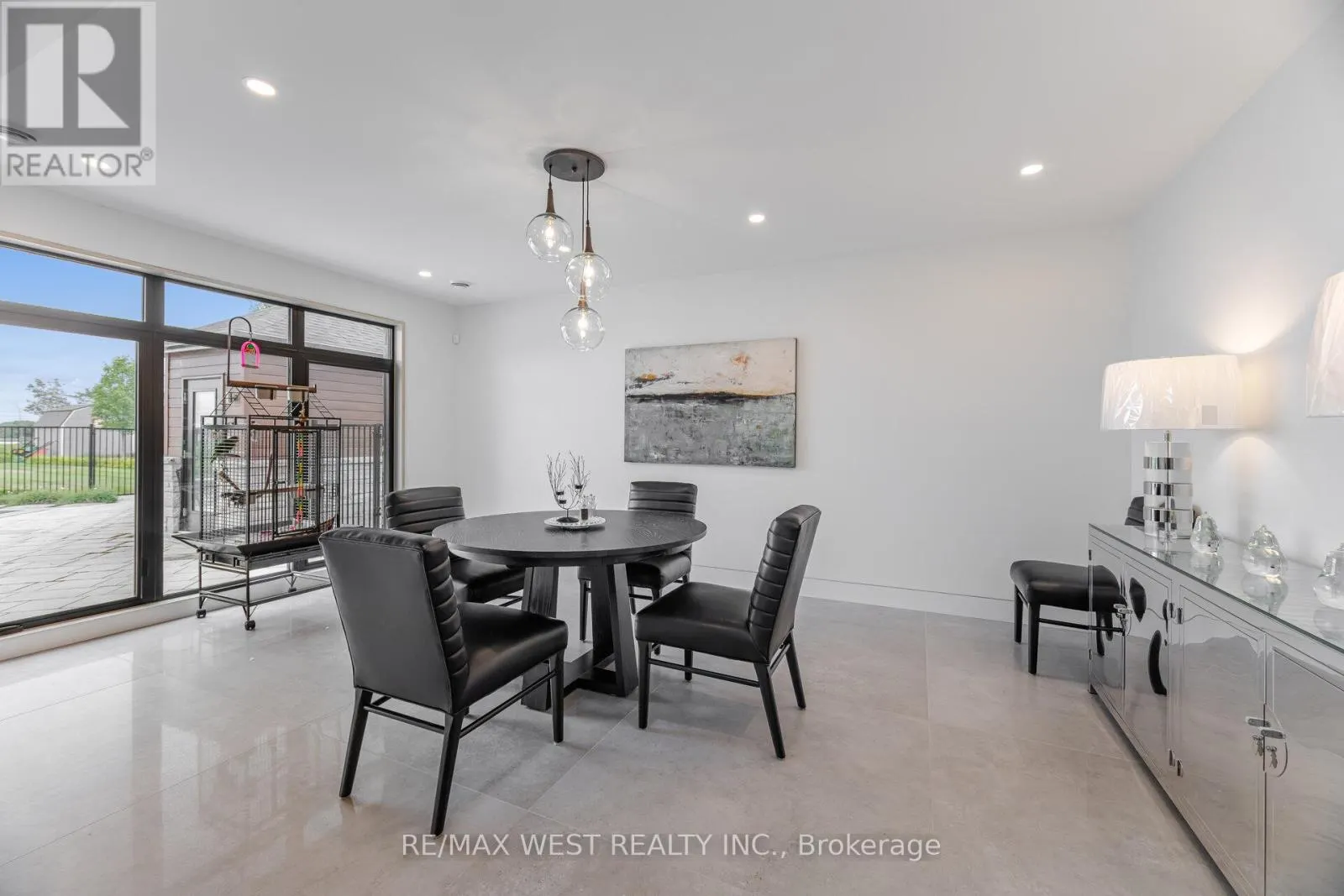 83 NAVIGATION DRIVE