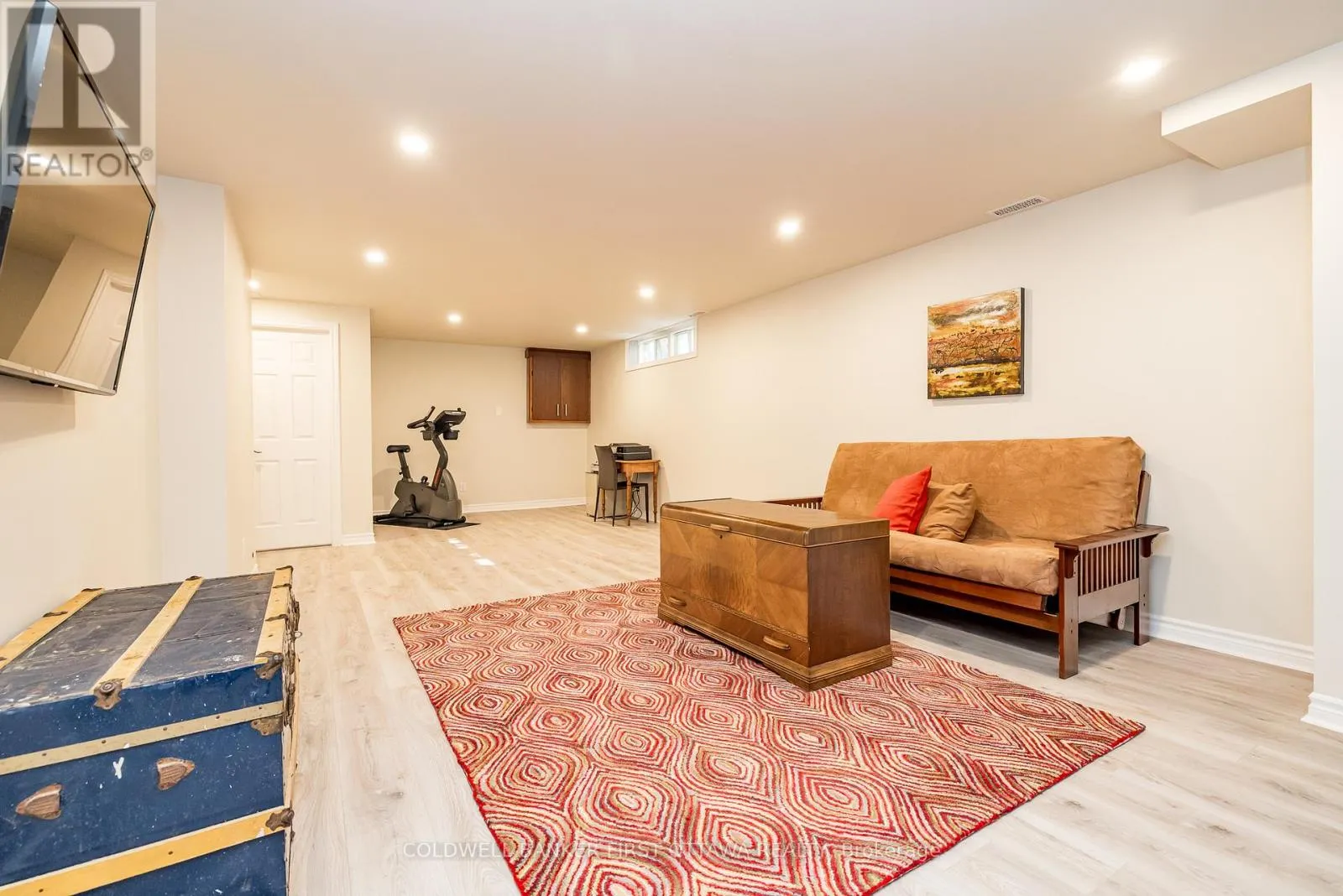 9 LONE MEADOW TRAIL