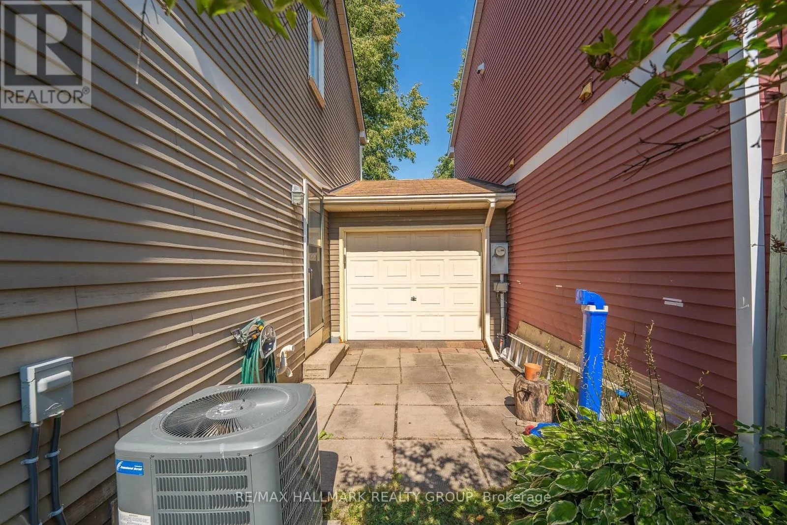 41 SOVEREIGN AVENUE
