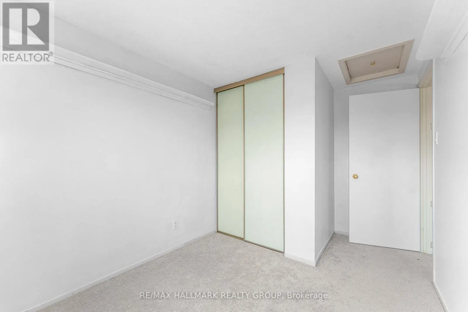 41 SOVEREIGN AVENUE
