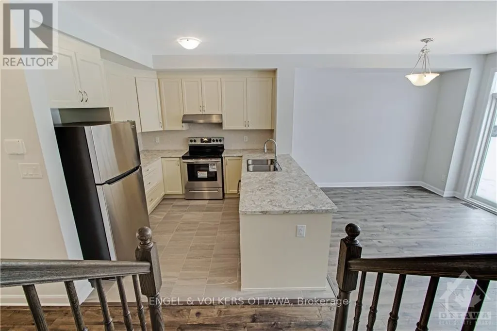 588 DECOEUR DRIVE