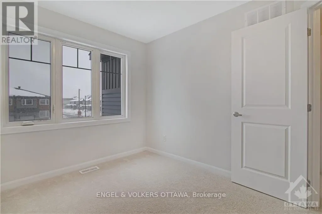 588 DECOEUR DRIVE