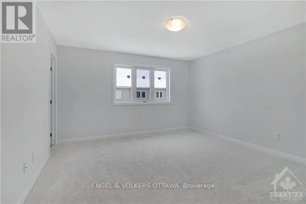 588 DECOEUR DRIVE