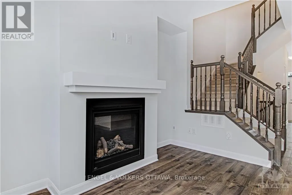588 DECOEUR DRIVE