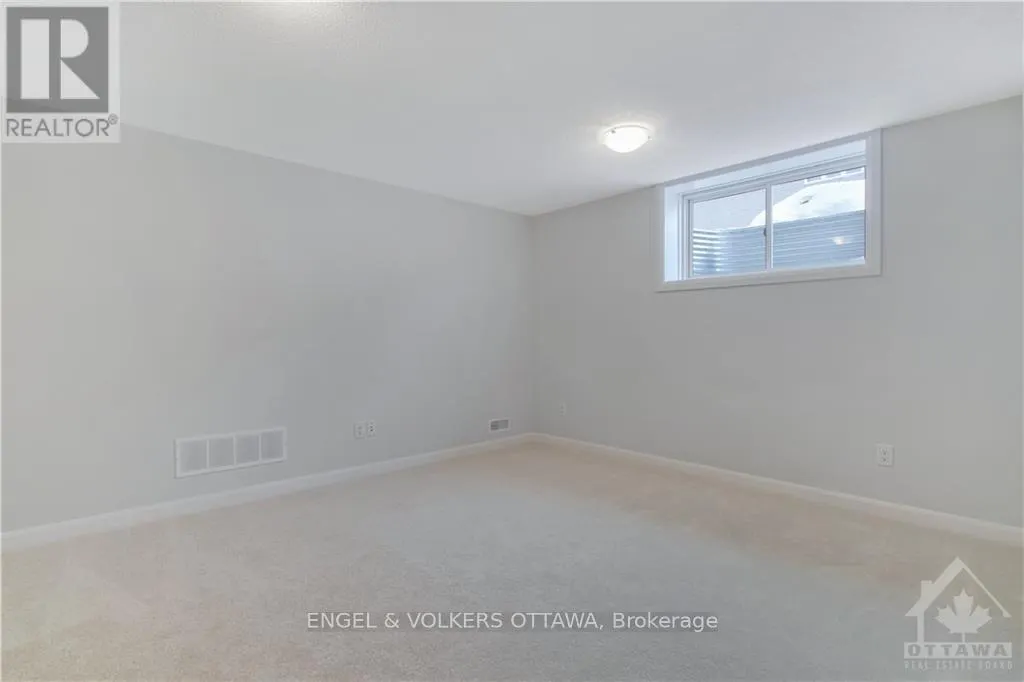 588 DECOEUR DRIVE