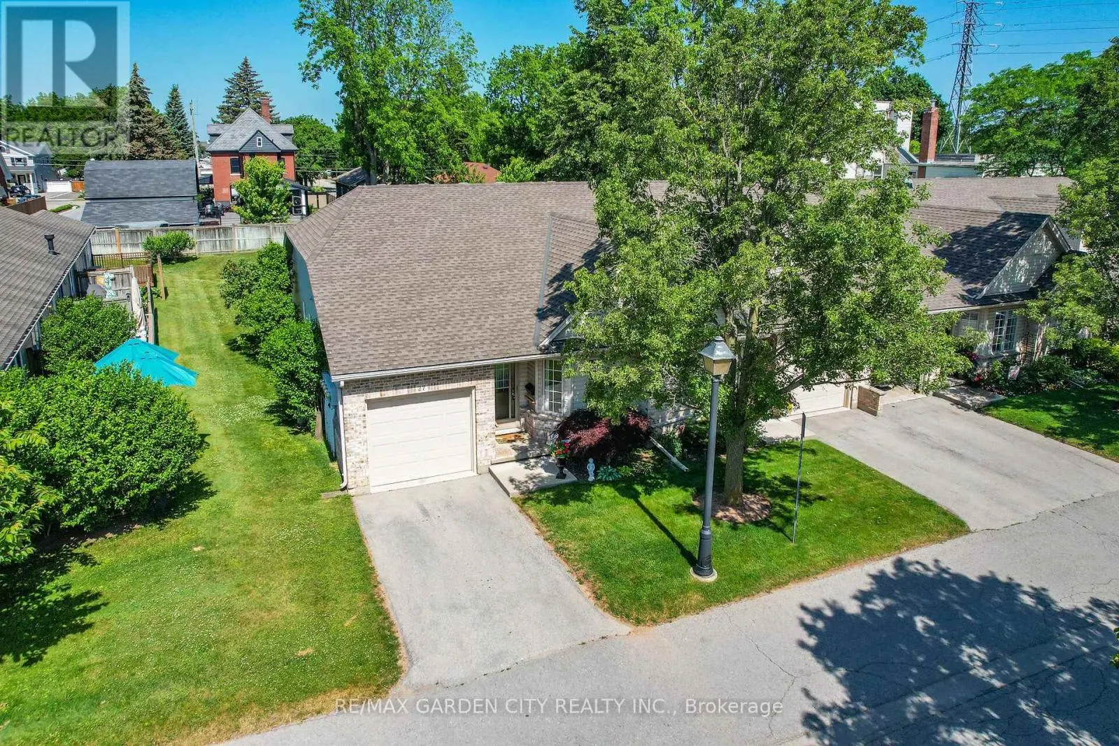 27 - 303 CENTRAL AVENUE, #27