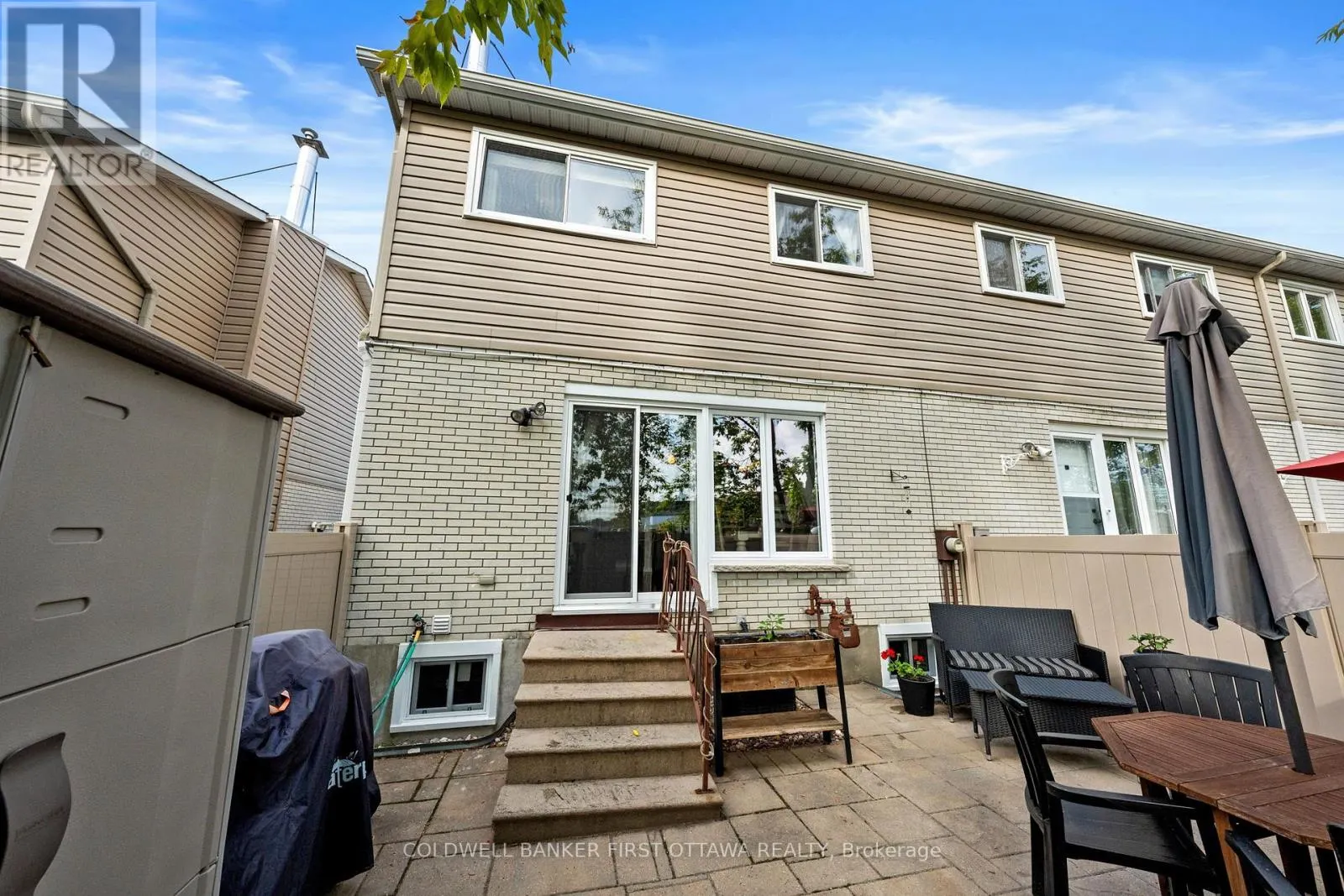 12 - 550 STRABY AVENUE