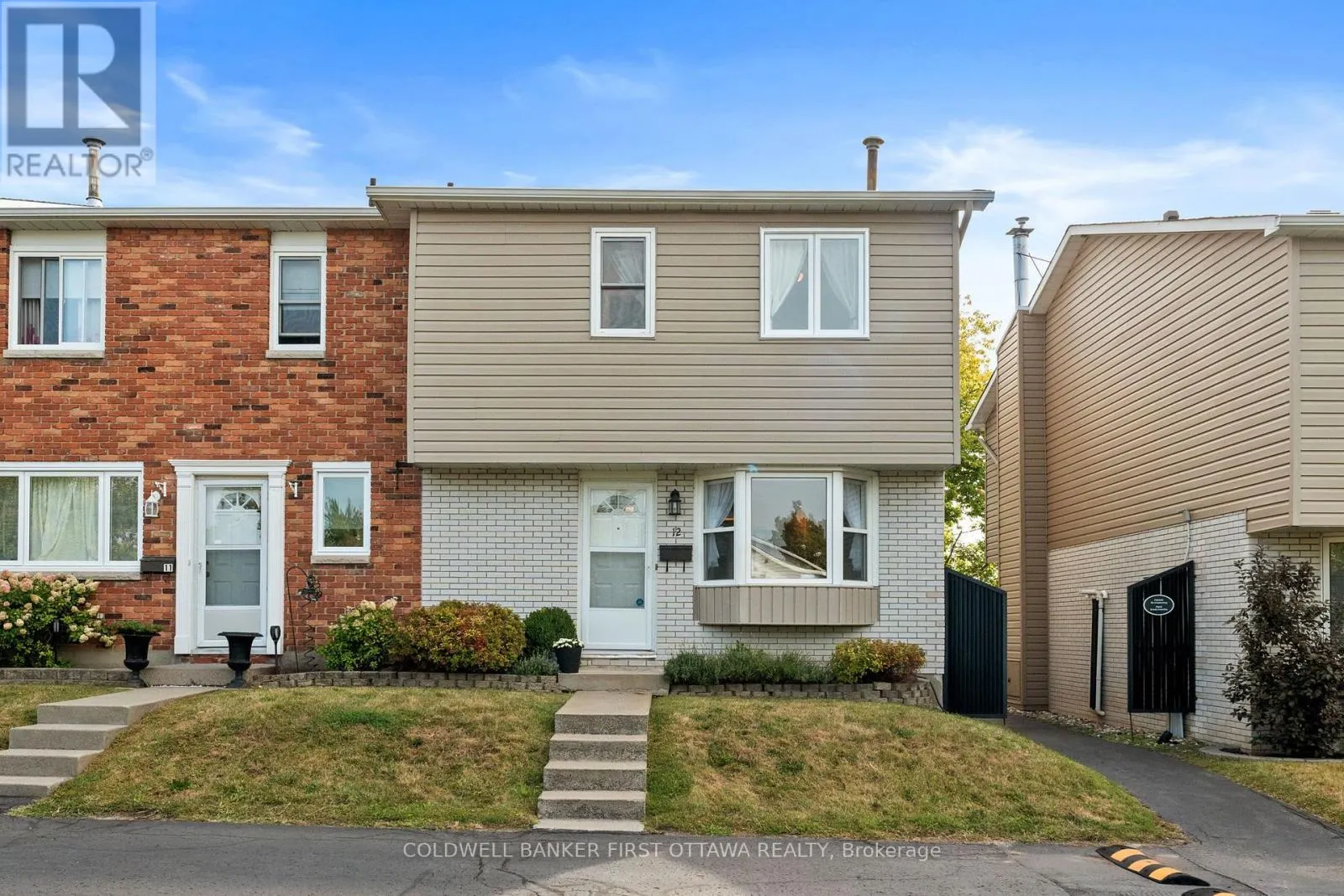 12 - 550 STRABY AVENUE
