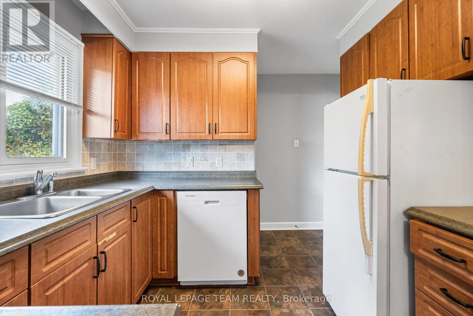 31 SAVUTO WAY STREET