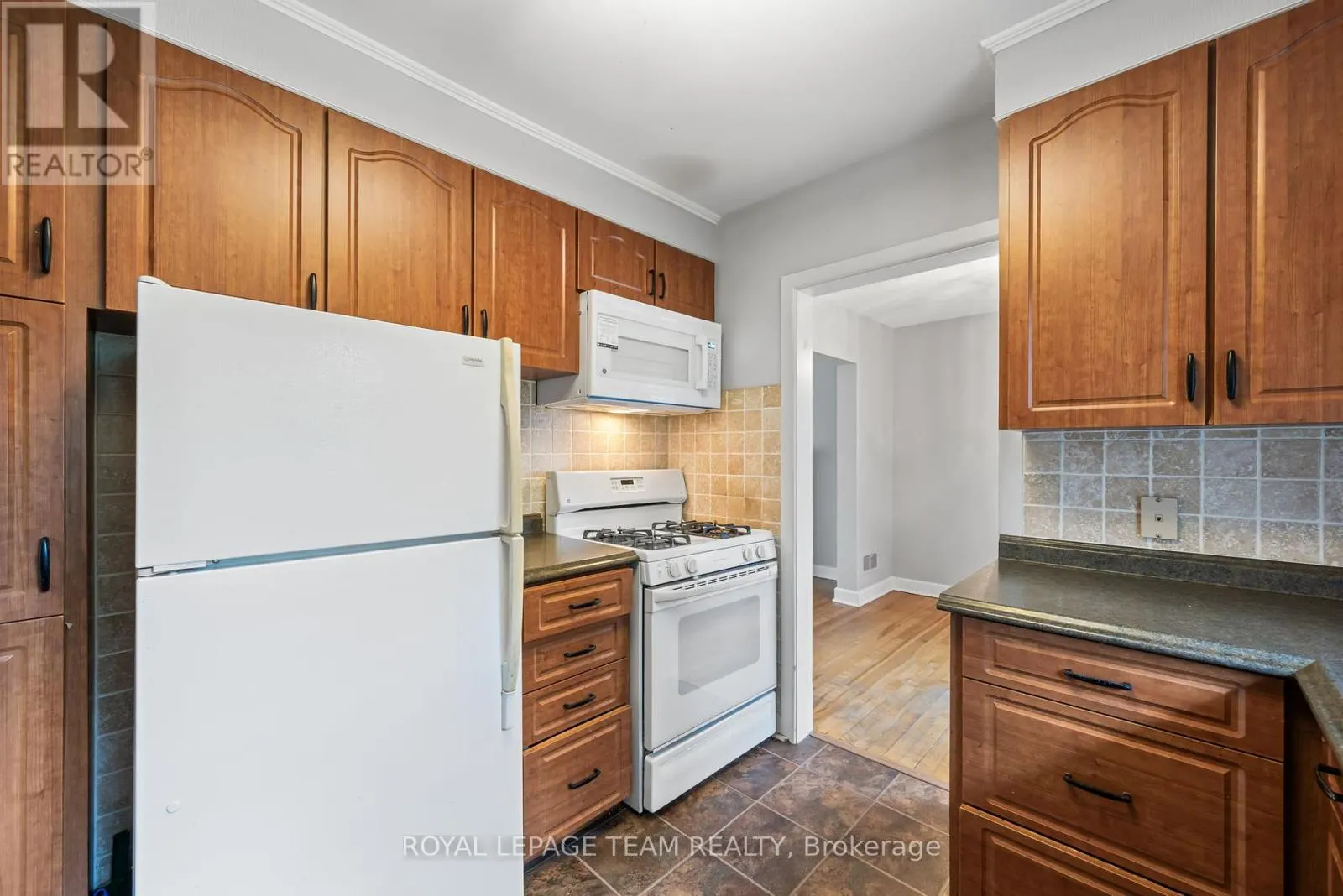 31 SAVUTO WAY STREET