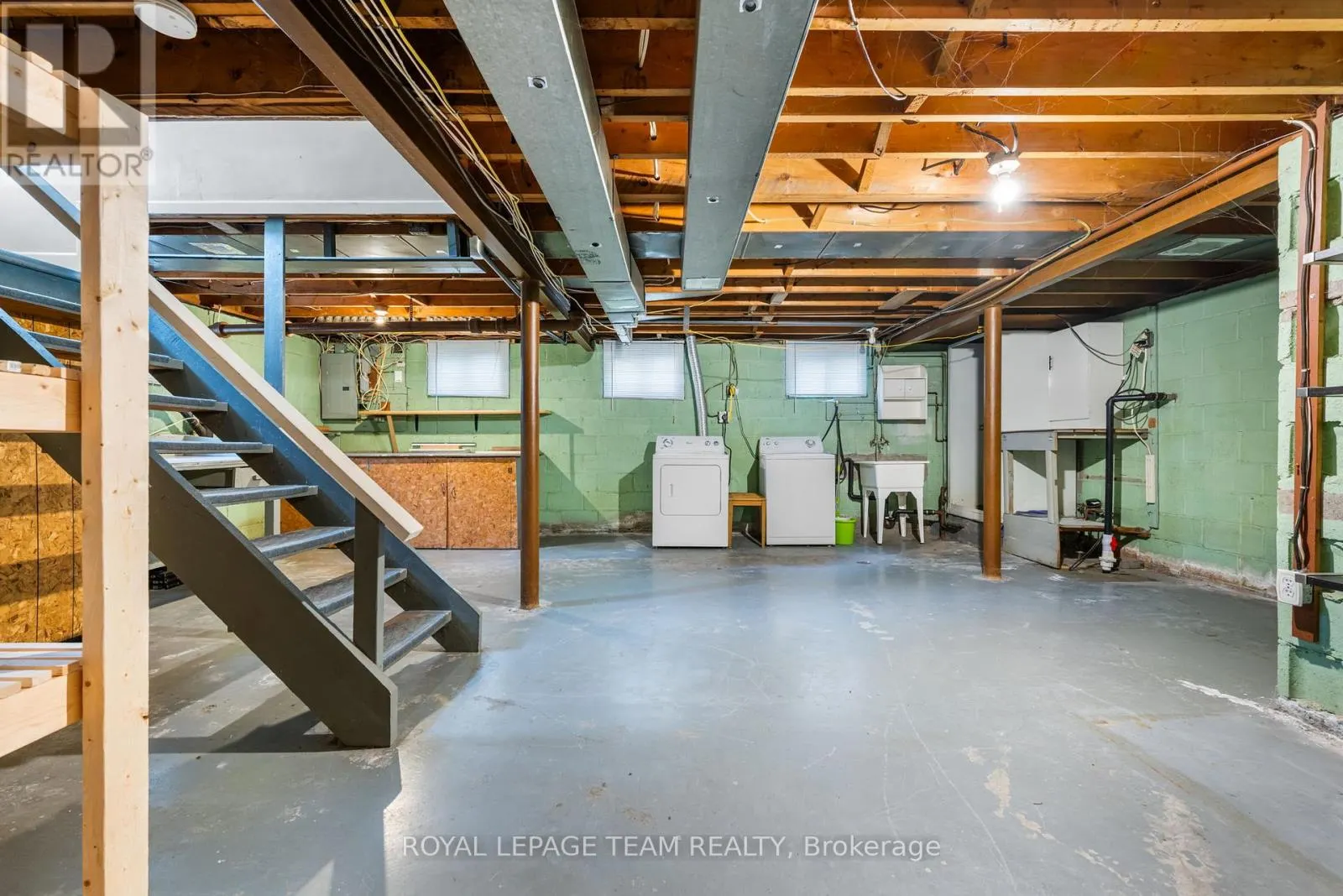 31 SAVUTO WAY STREET