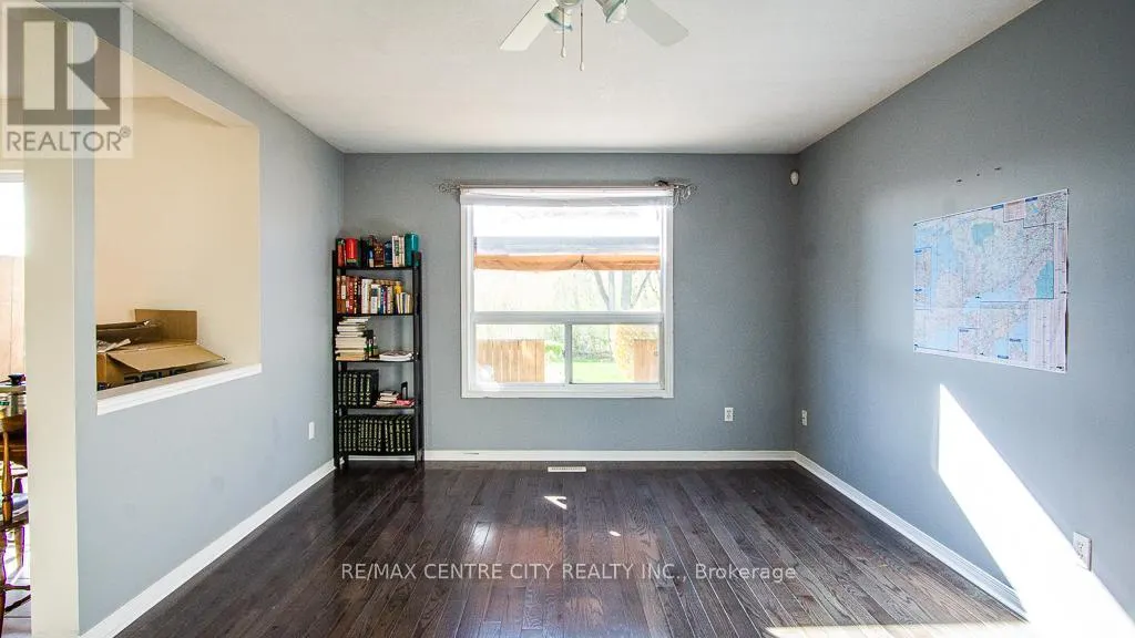 371 RIDGEVIEW COURT
