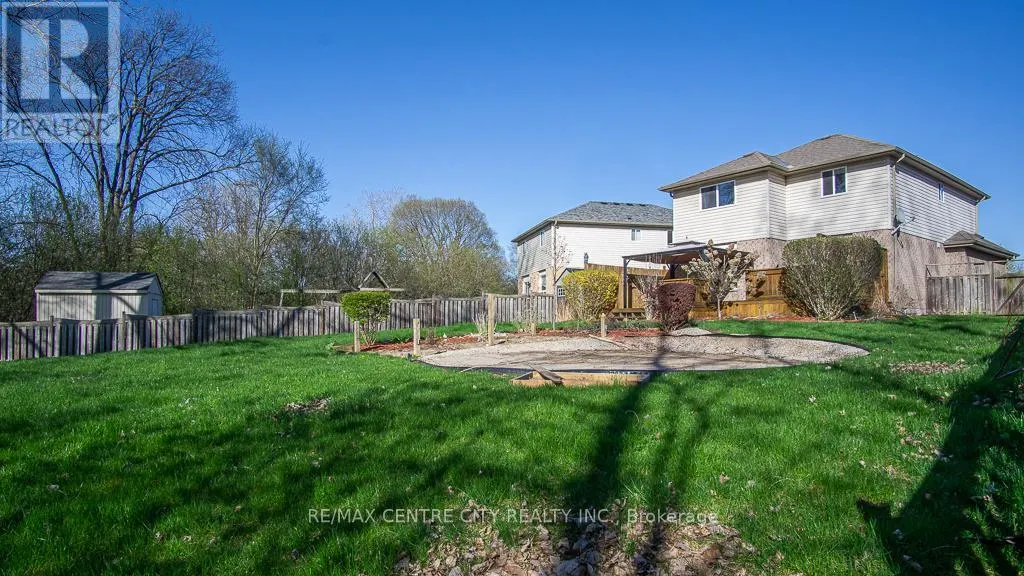 371 RIDGEVIEW COURT