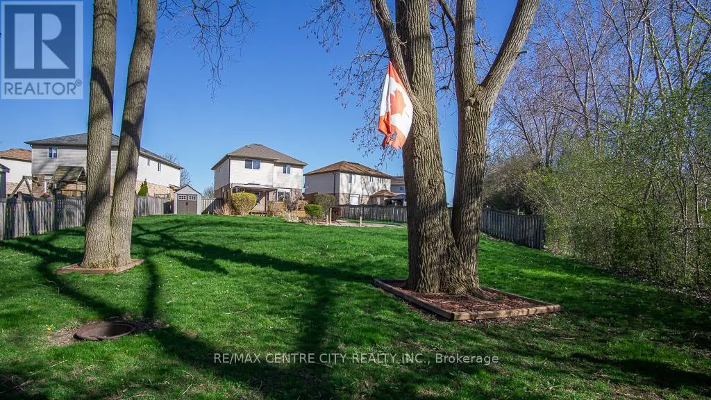 371 RIDGEVIEW COURT