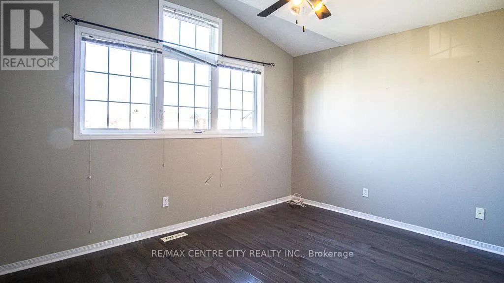 371 RIDGEVIEW COURT