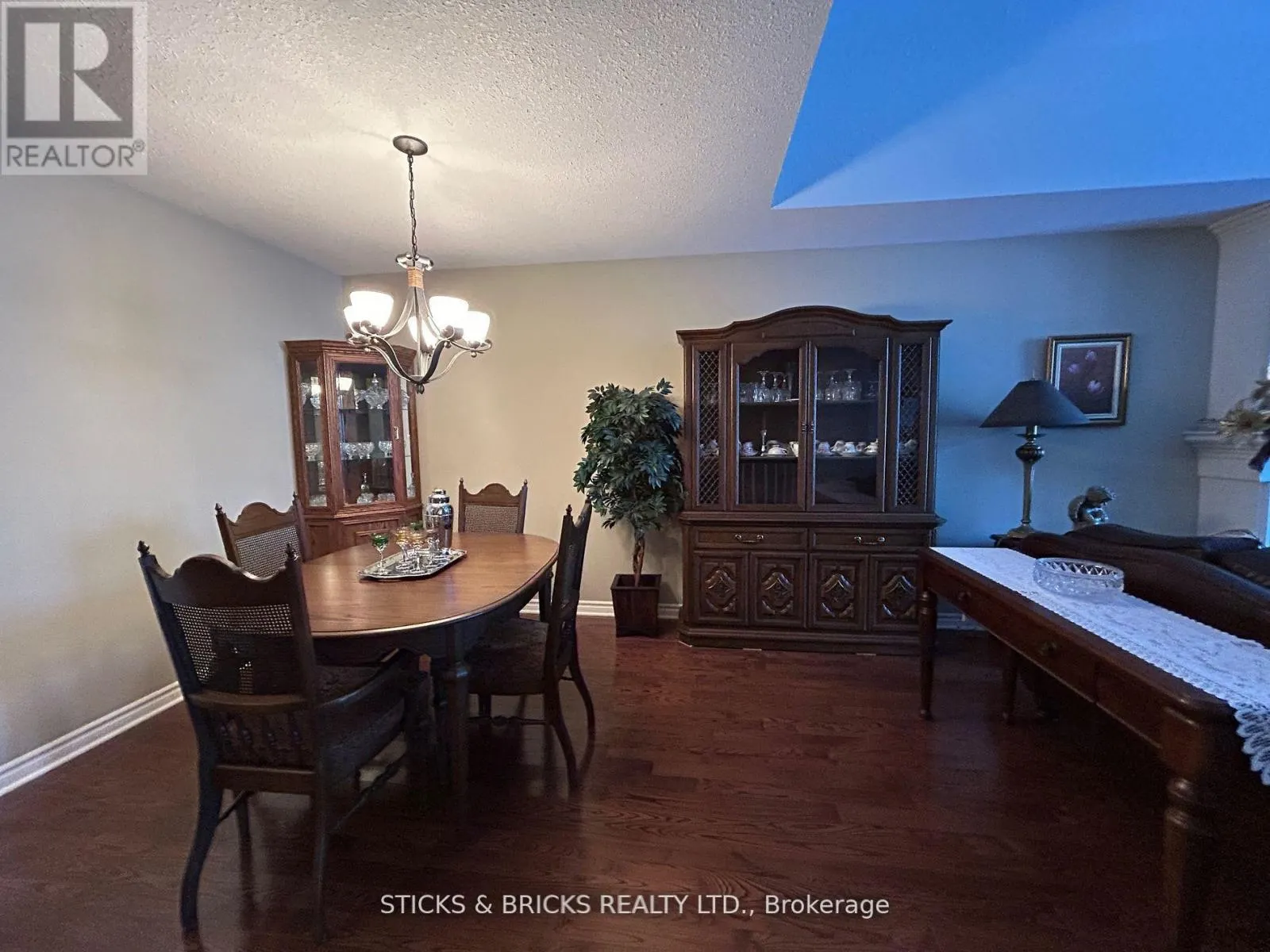 12 - 3241 MONTROSE ROAD, #12
