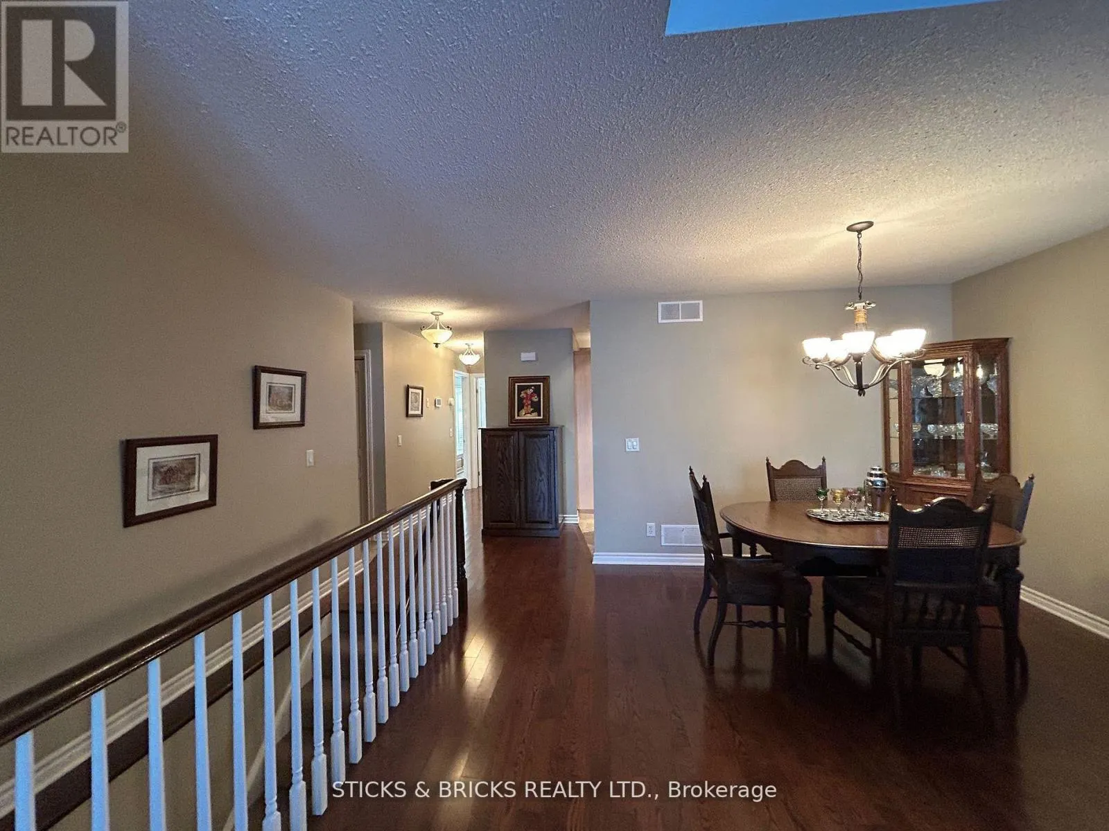 12 - 3241 MONTROSE ROAD, #12