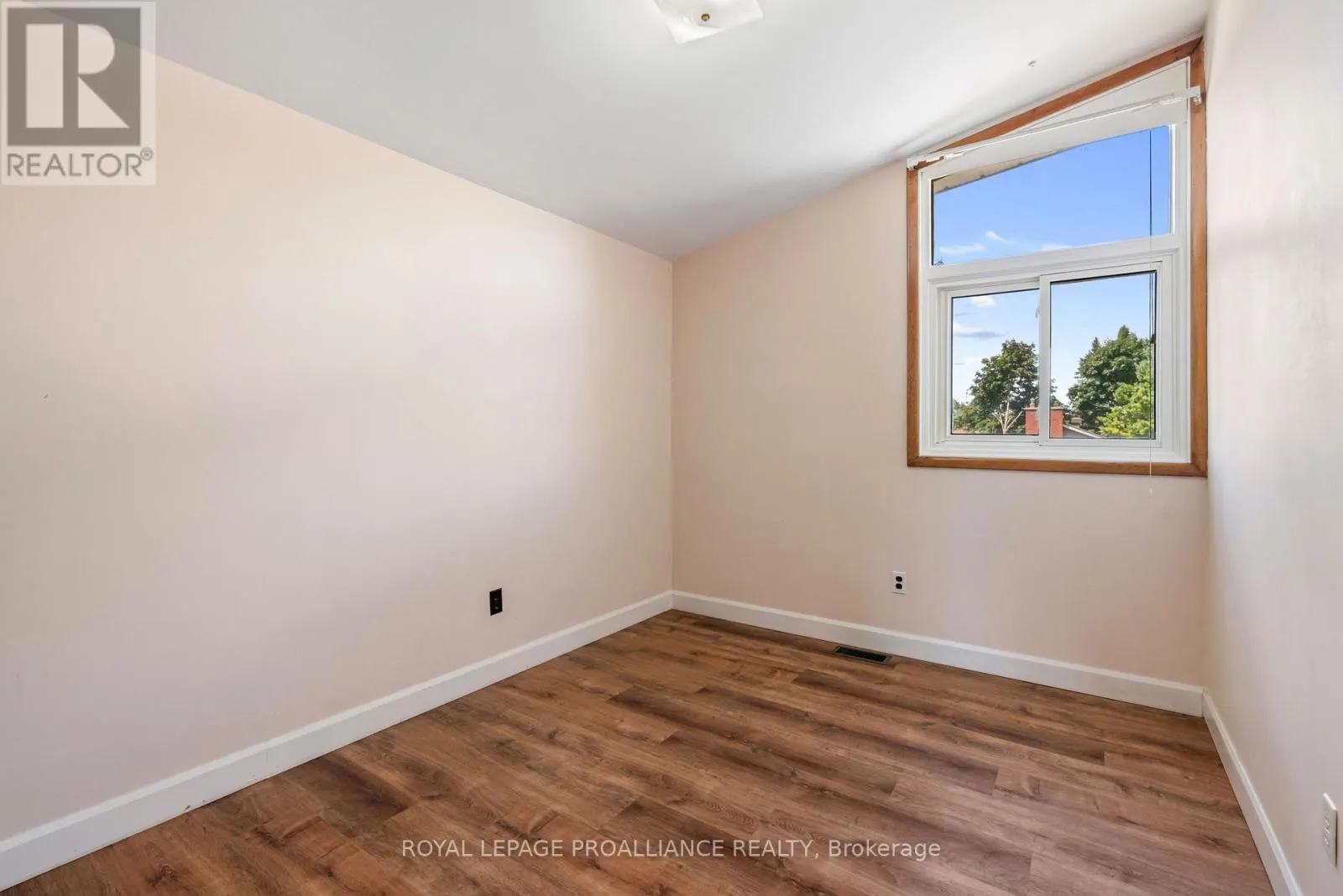 133 VICTOR ROAD