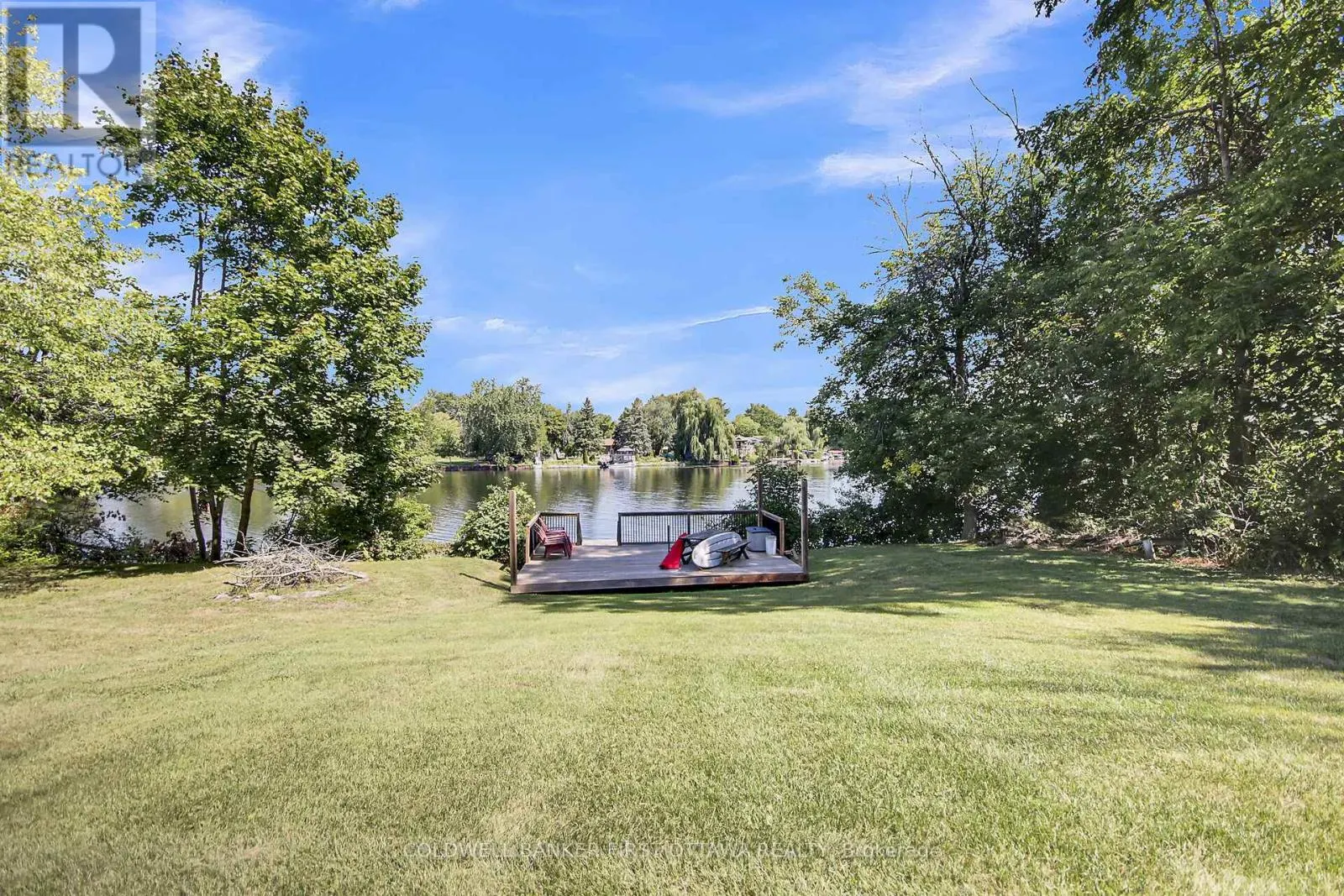 5937 RIDEAU VALLEY DRIVE N
